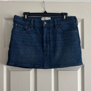 Abercrombie & Fitch Blue Denim Jeans